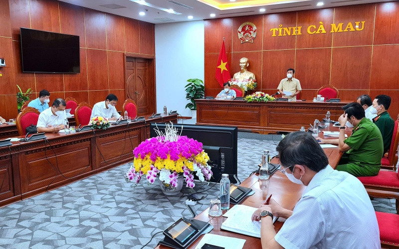 Ban Chỉ đạo phòng, chống dịch tỉnh Cà Mau họp khẩn cấp xử lý tình hình F0 đang tăng cao ở thành phố Cà Mau.