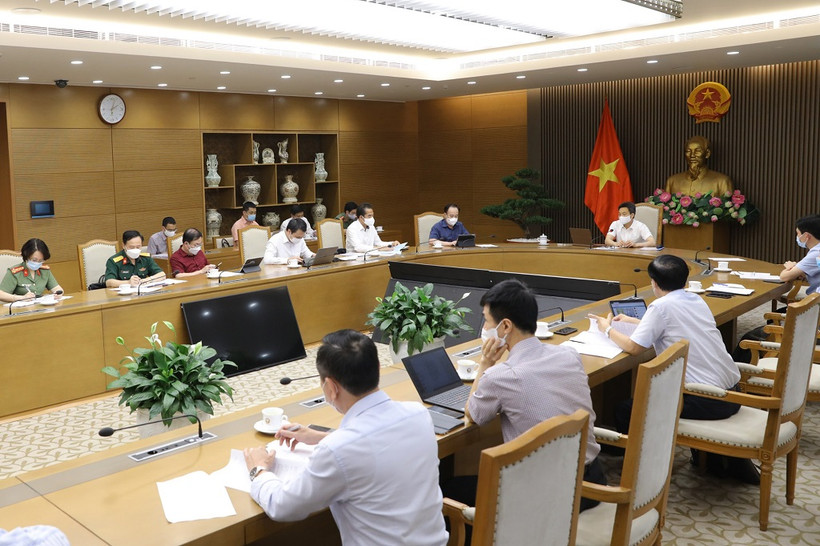 Cuộc họp của Thường trực Ban Chỉ đạo Quốc gia phòng, chống dịch Covid-19 diễn ra chiều 8-6. Ảnh: VGP.