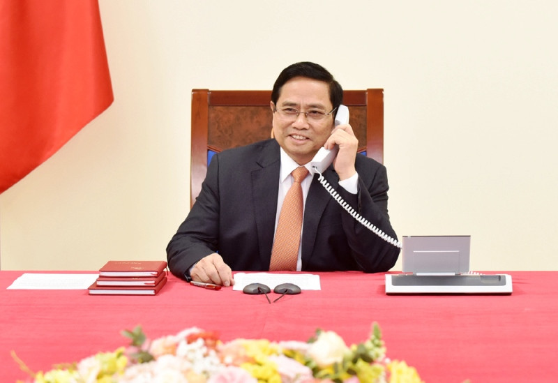  Thủ tướng Phạm Minh Chính điện đàm với Thủ tướng Singapore Lý Hiển Long. (Ảnh: TRẦN HẢI)