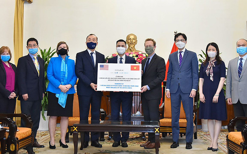 Lễ tiếp nhận vắc-xin do COVAX cung cấp với sự hỗ trợ của Chính phủ Mỹ.
