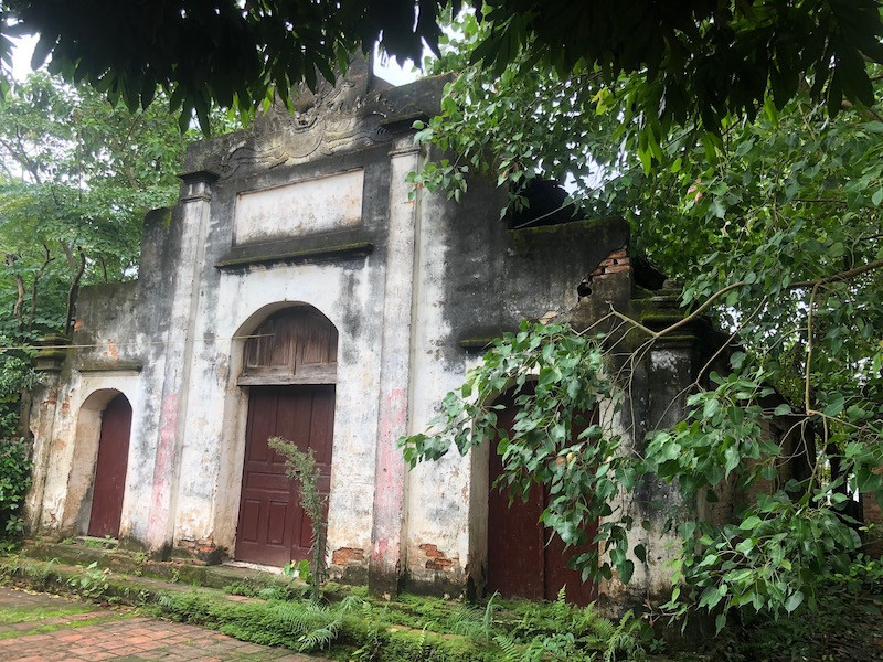 Hình ảnh xuống cấp của di tích.