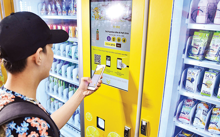 Người dùng Internet gặp nhiều rủi ro khi thông tin cá nhân bị đánh cắp.