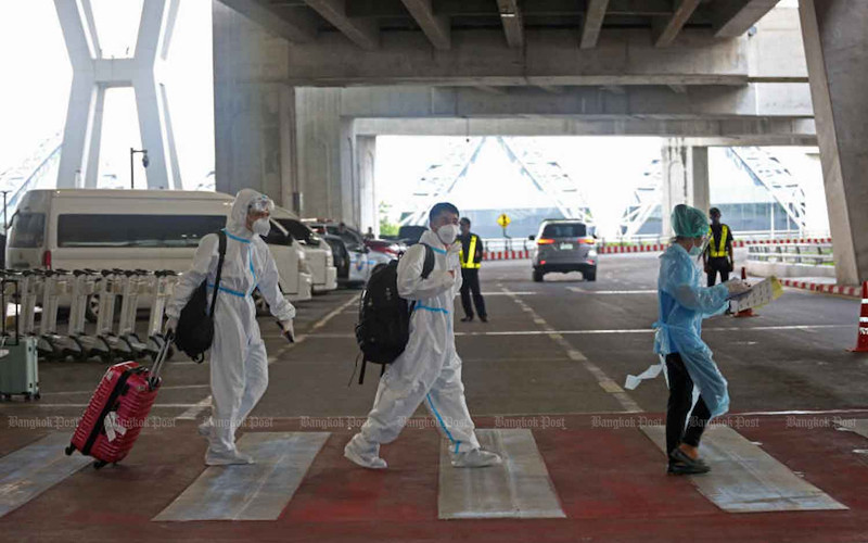Du khách nhập cảnh vào Thái Lan tại sân bay Suvarnabhumi. (Ảnh: Bưu điện Bangkok)