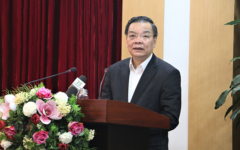 Chủ tịch UBND TP Hà Nội Chu Ngọc Anh trả lời cử tri sáng 19/11.