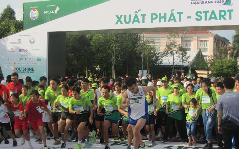 Xuất phát cự ly 5km