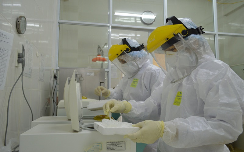 Từ ngày 28-1 đến nay, CDC Thái Bình đã xét nghiệm được 1.074 mẫu bệnh phẩm, góp phần quan trọng vào công tác chống dịch.