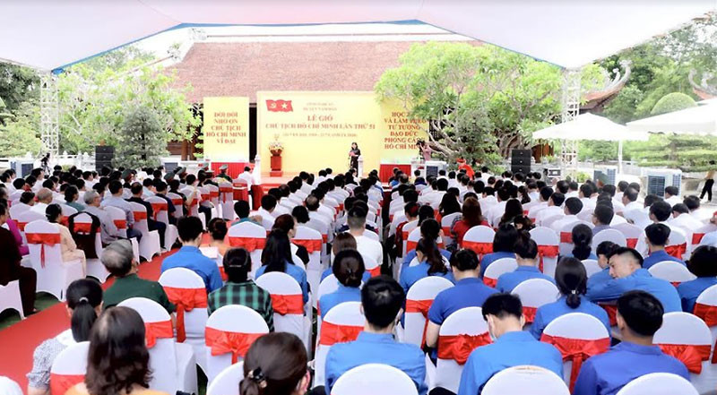 Lễ tưởng niệm nhân ngày giỗ lần thứ 51 của Chủ tịch Hồ Chí Minh tại Nghệ An.