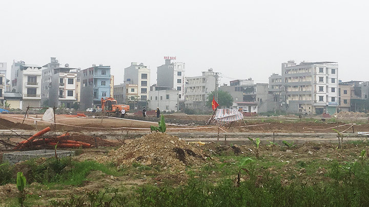 Cần có biện pháp hữu hiệu để ngăn chặn tình trạng phân lô, bán nền trái phép.