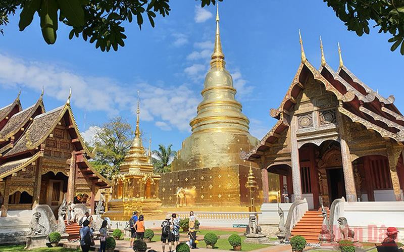 Chùa Phra Singh, trước đại dịch là một điểm hút khách tới thăm quan tại Chieng Mai (Ảnh: NDĐT)
