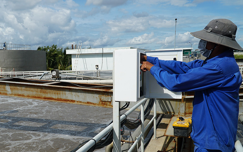 Nhà máy xử lý nước thải tập trung vận hành công suất tối đa để xử lý nước thải của Khu công nghiệp An Nghiệp.