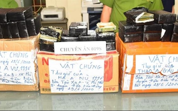 Tang vật được Công an thu giữ trong một đường dây ma túy bị triệt phá.