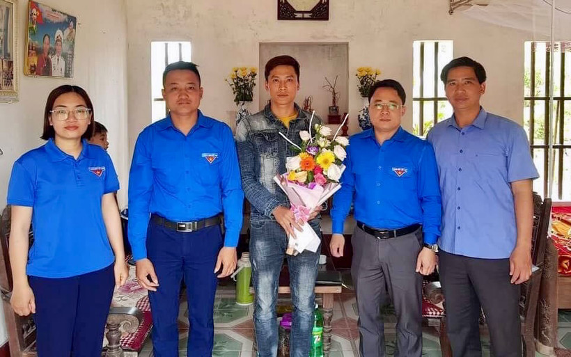 Chính quyền, đoàn thể địa phương biểu dương, động viên hành động dũng cảm, cao cả của anh Chính. 