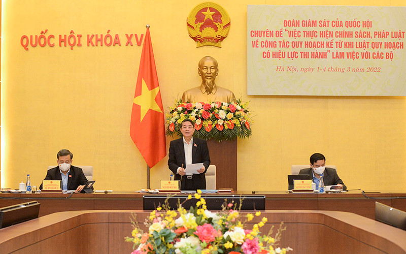 Phó Chủ tịch Quốc hội Nguyễn Đức Hải kết luận nội dung buổi làm việc. (Ảnh: quochoi.vn)