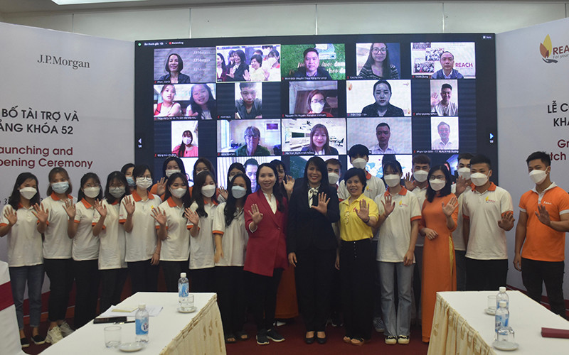 Viện REACH công bố tiếp tục chương trình hợp tác và khai giảng khóa 52.