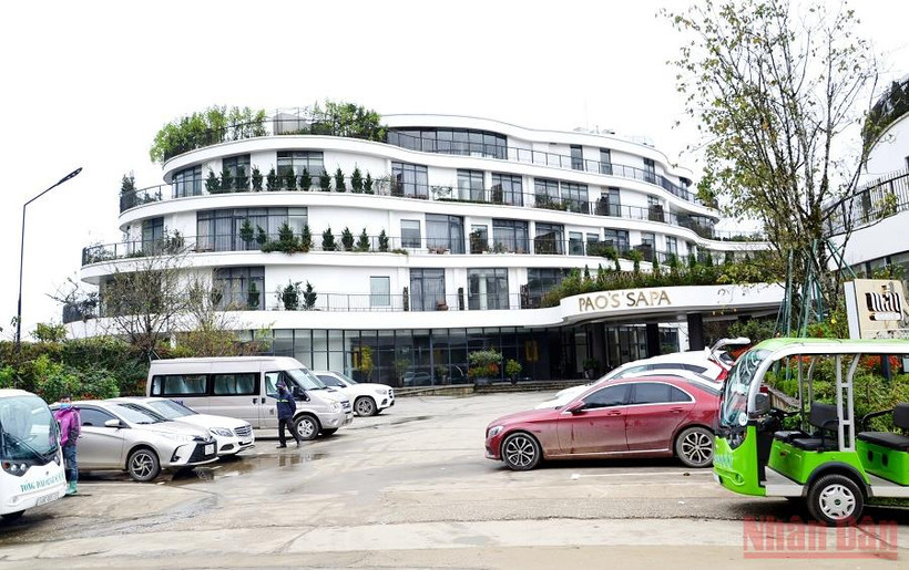 Khách sạn Pao’s Sa Pa ở phường Cầu Mây, thị xã Sa Pa đã dỡ bỏ phong tỏa từ chiều 12/11.