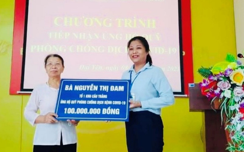 Cụ Nguyễn Thị Đam ủng hộ 100 triệu đồng cho Quỹ vaccine phòng Covid-19