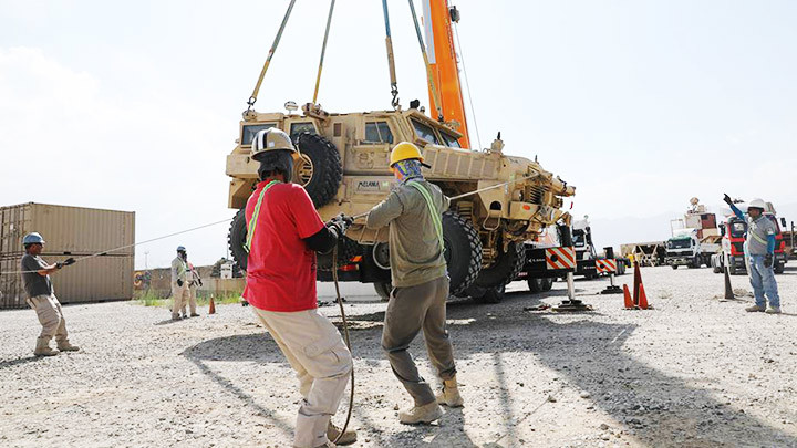 Một xe quân sự do nhà thầu cung cấp cho quân đội Mỹ tại Afghanistan. Ảnh: DEFENSE NEWS 