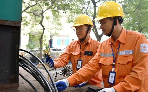 EVN siết chặt quy trình ghi chỉ số đồng hồ đo điện