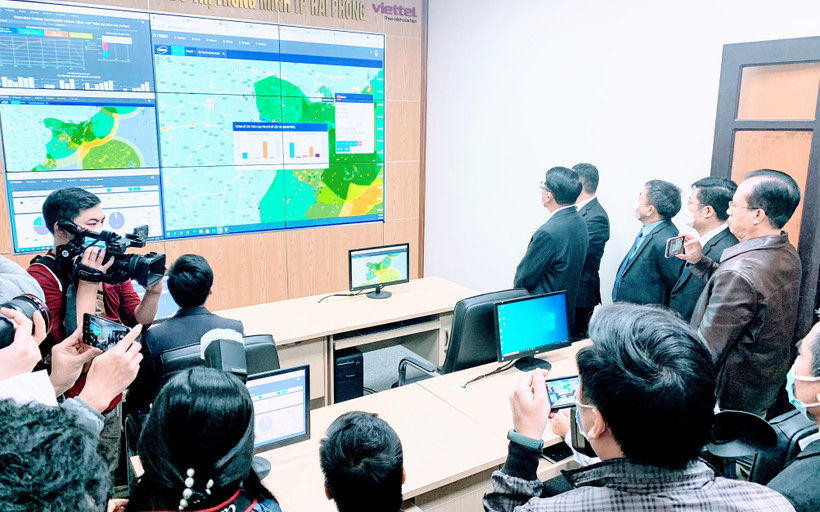 Trung tâm Giám sát điều hành đô thị thông minh (IOC) đi vào hoạt động thử nghiệm. (Ảnh: NGÔ QUANG DŨNG)
