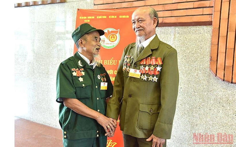 Những gương mặt người có công tiêu biểu của đất nước. (Ảnh: ĐĂNG KHOA)