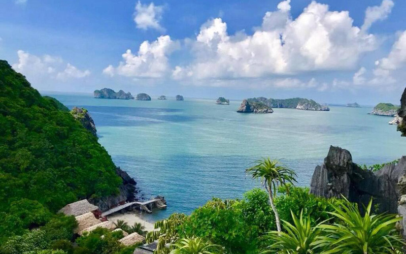 Nửa đầu năm 2021: Du lịch Việt Nam vẫn điêu đứng trong “bão Covid-19”