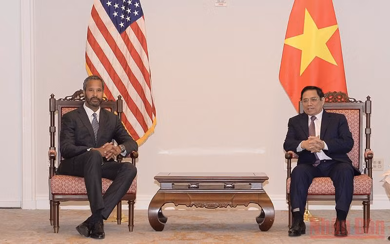 Thủ tướng Phạm Minh Chính tiếp ông Marc Allen, Giám đốc Chiến lược kiêm Phó Chủ tịch Cấp cao, Chiến lược và Phát triển doanh nghiệp của Tập đoàn Boeing.