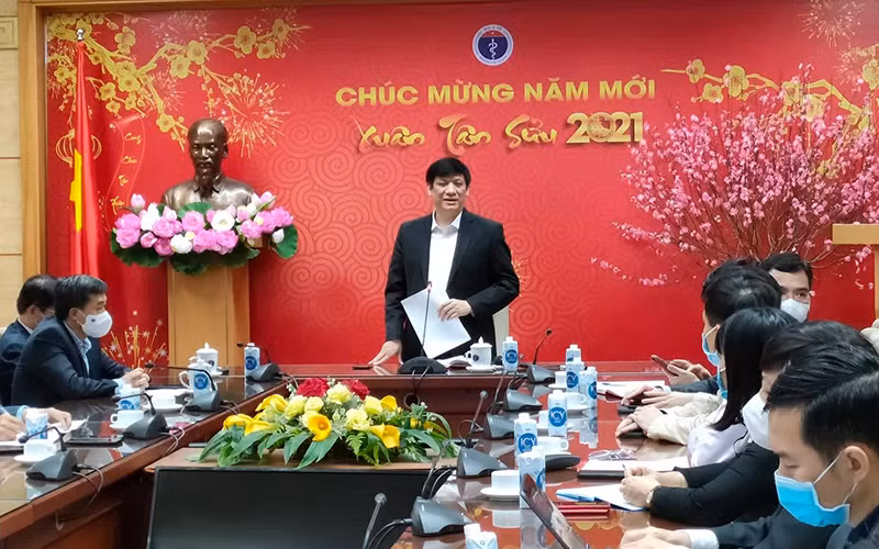 Bộ trưởng Y tế Nguyễn Thanh Long chủ trì cuộc họp sáng nay.