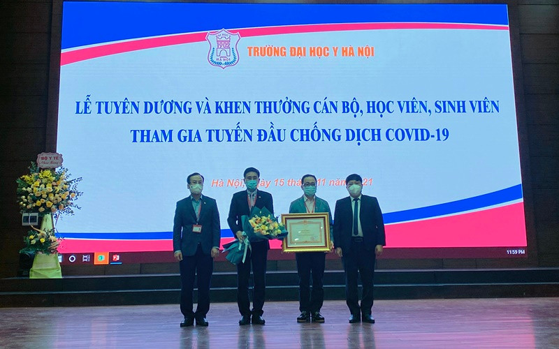 Ba tập thể có thành tích xuất sắc trong công tác phòng, chống dịch Covid-19 được nhận Bằng khen của Thủ tướng Chính phủ.