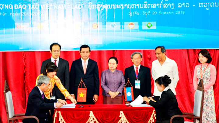 Tuyển sinh đi học tại CHDCND Lào năm 2022 theo diện Hiệp định