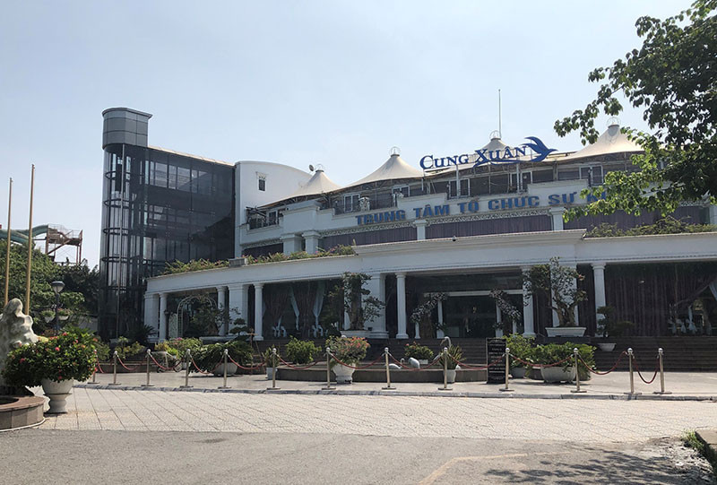 Một hạng mục vi phạm trong Công viên Tuổi trẻ. (Ảnh: LĐ)