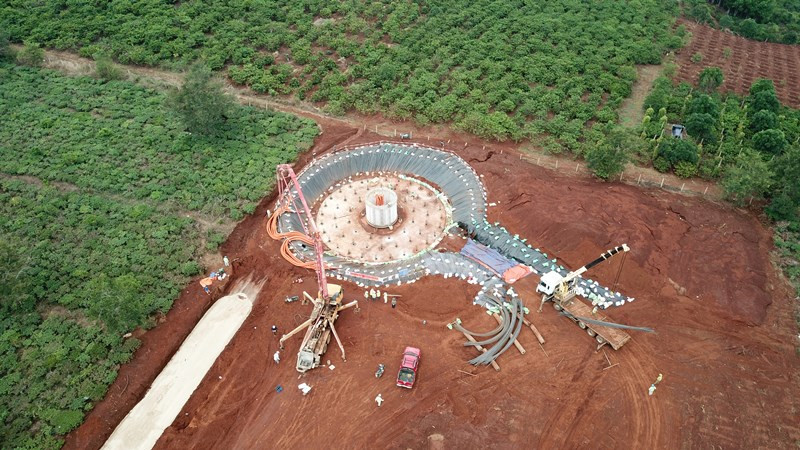 Một vị trí thi công của Công ty cổ phần phong điện Ia Pết - Đắk Đoa số 2.