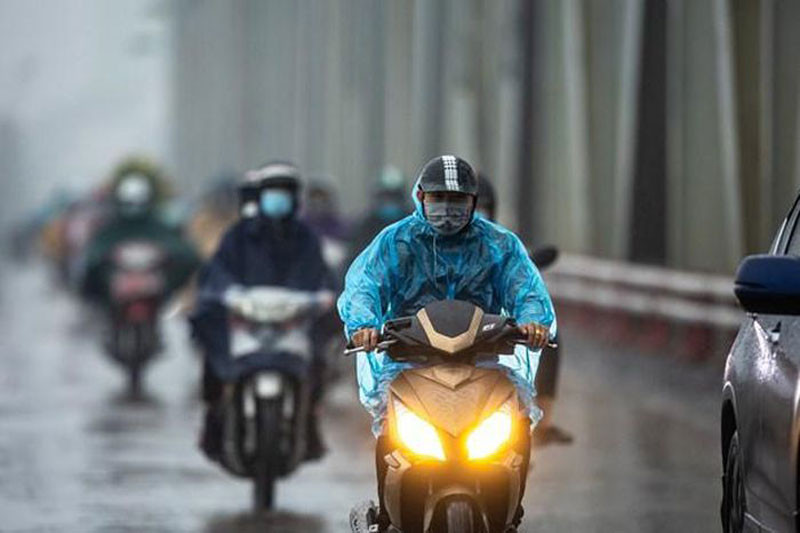 Khu vực Hà Nội có mưa nhỏ rải rác, từ đêm nay trời rét với nền nhiệt thấp nhất 14-17 độ C. (Ảnh minh họa)