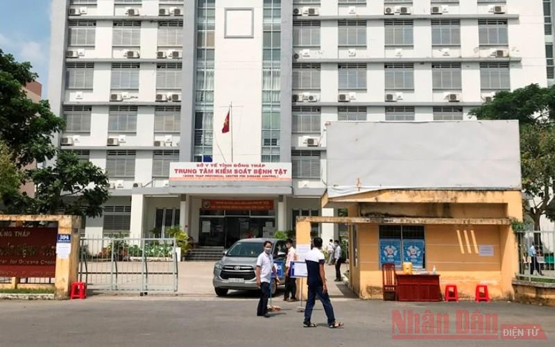Trung tâm Kiểm soát bệnh tật Đồng Tháp đã hoạt động trở lại. (Ảnh: HỮU NGHĨA)