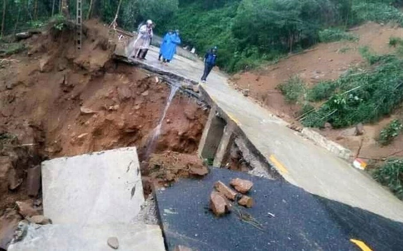 Điểm sạt lở tại khu vực Đèo Le, Km 23+950 tuyến ĐT611.