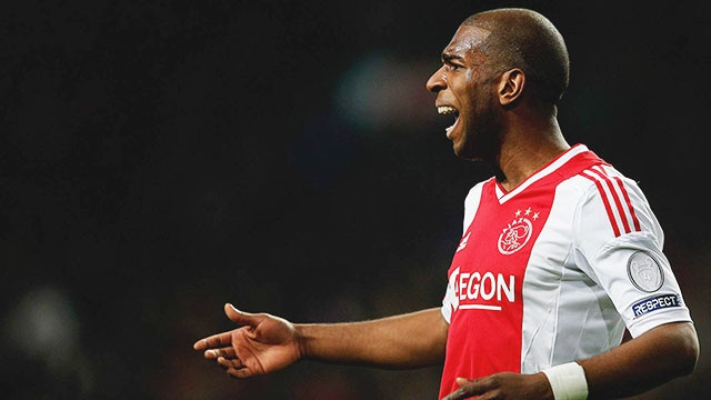 Ryan Babel có lần thứ ba khoác áo Ajax Amsterdam