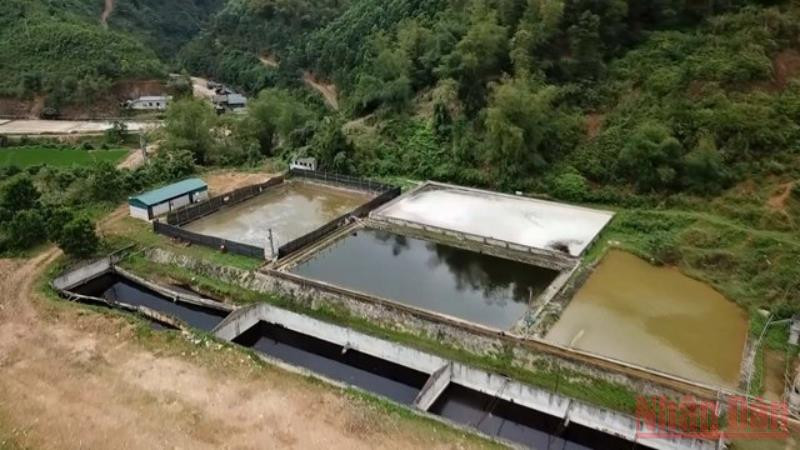 Nhà máy sản xuất giấy của Công ty Thuận Phát tại xã Tú Lý, huyện Đà Bắc, tỉnh Hòa Bình.