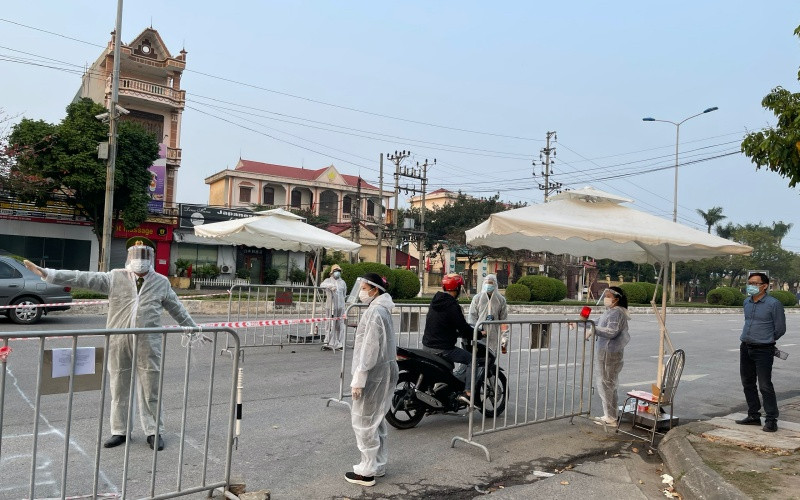 Chốt kiểm soát dịch bệnh ở cửa ngõ phía tây TP Hải Dương được dỡ bỏ vào 0 giờ ngày 3-3.