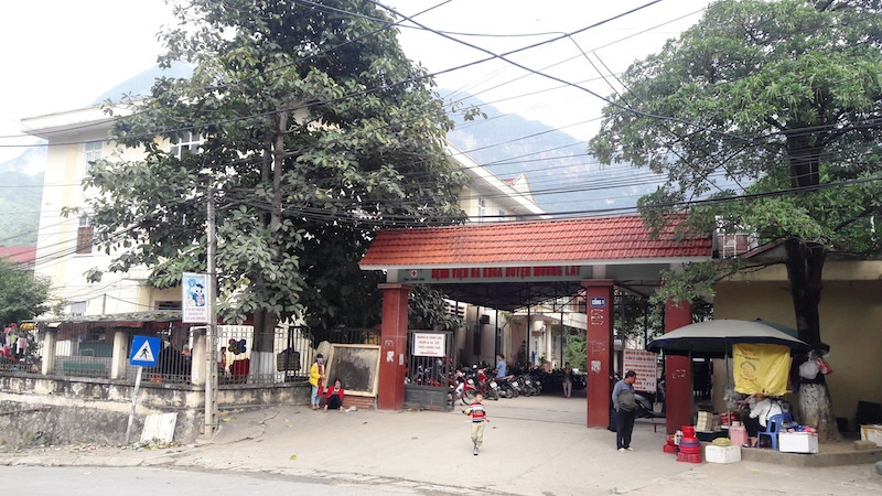 Cổng Bệnh viện đa khoa huyện Mường Lát.