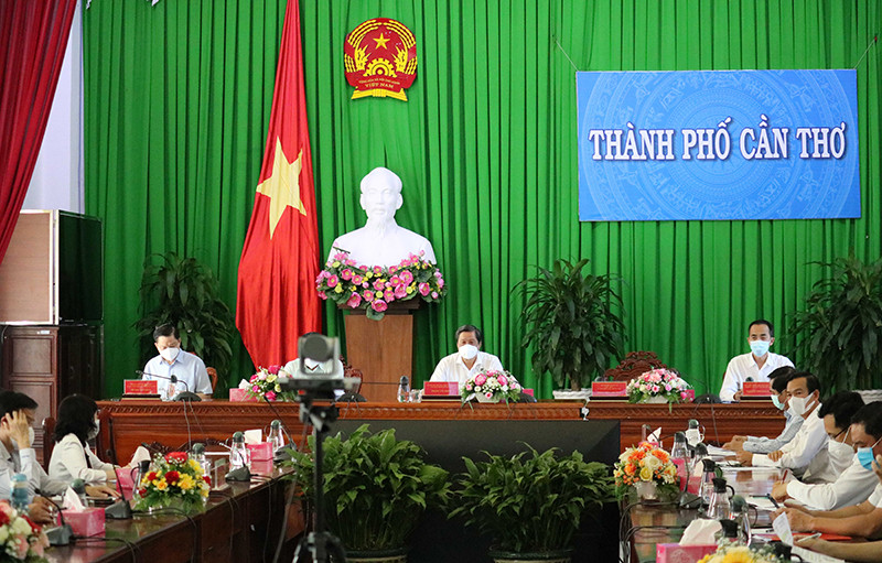 Quang cảnh hội nghị liên kết tiểu vùng nam sông Hậu.