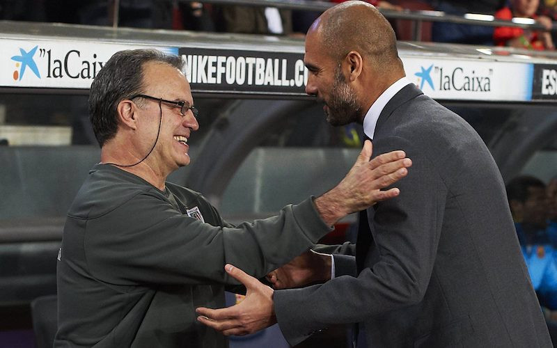 Pep Guardiola có sự ngưỡng mộ vô bờ đối với Marcelo Bielsa.