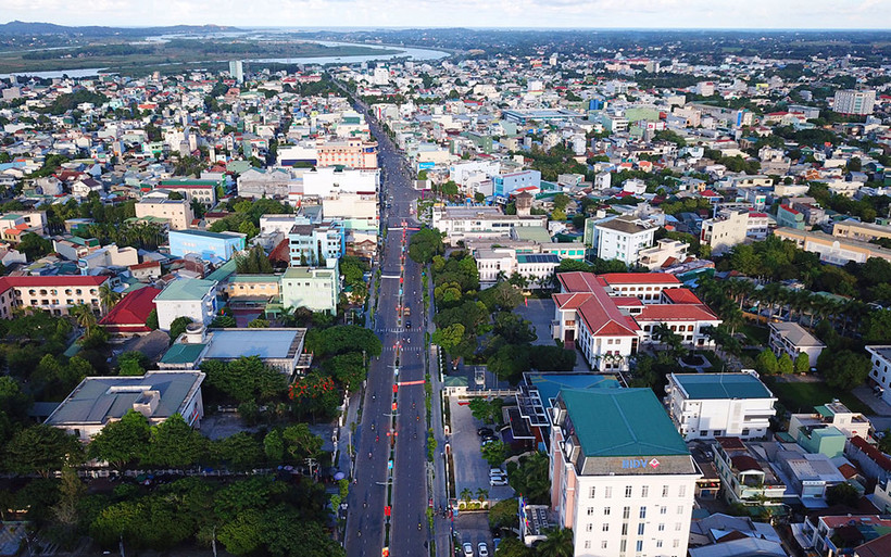 Liên tục xuất hiện các ổ dịch mới trên địa bàn, TP Quảng Ngãi tiếp tục thực hiện giãn cách theo tinh thần Chỉ thị 16. 