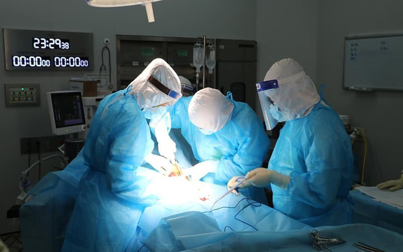 Sản phụ được mổ cấp cứu trong đêm.