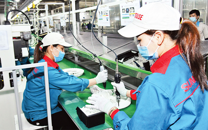 Sản xuất đồ gia dụng tại nhà máy của Tập đoàn Sunhouse. (Ảnh Đăng Duy)