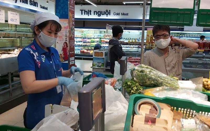 Siêu thị Co.opmart Cà Mau dự trữ hàng hóa phục vụ Tết Nguyên đán 2021.