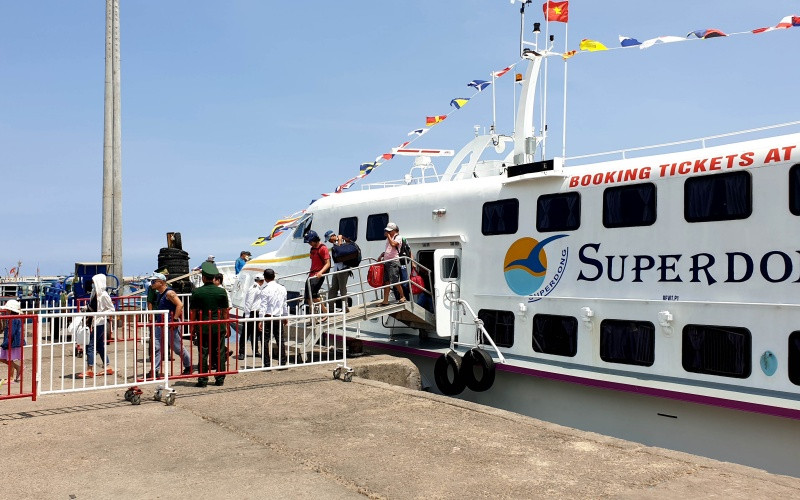 Đảo Phú Quý là một trong những điểm đến của Bình Thuận đang thu hút du khách trong cả nước.