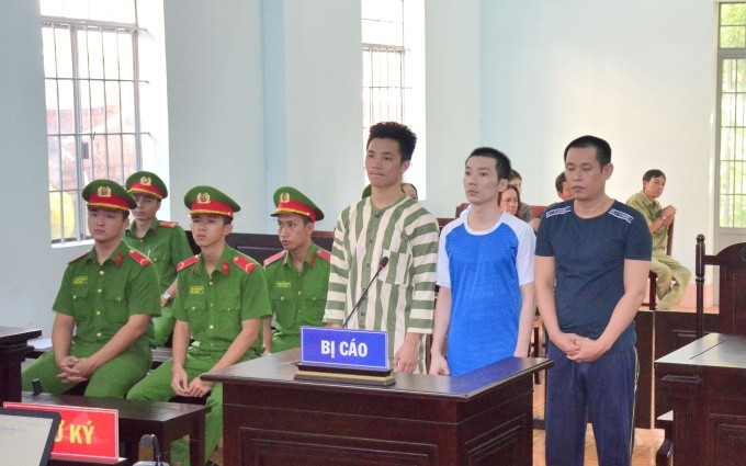 Ba bị cáo tại phiên tòa xét xử.