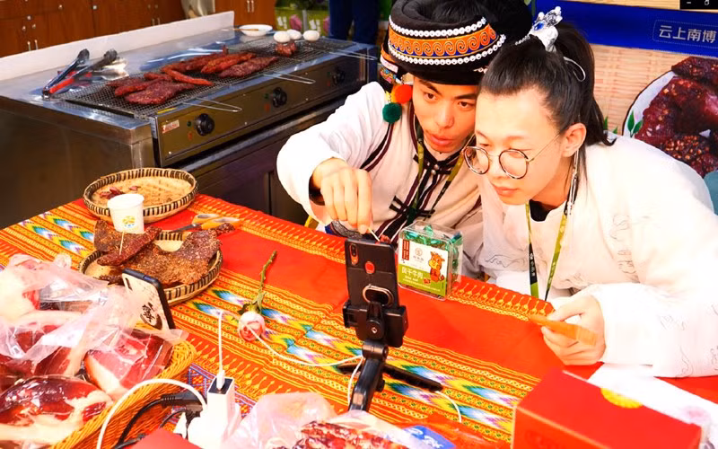 Livestream bán hàng: Từ trào lưu đến mũi nhọn kinh tế Trung Quốc