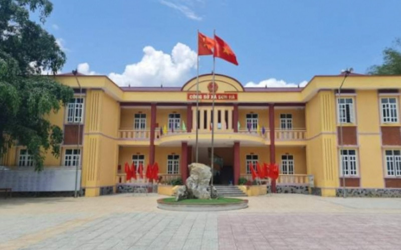 Công sở xã Sơn Hà, huyện Quan Sơn.