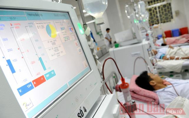 Mỗi năm, chi trả từ 100 đến 105 nghìn tỷ đồng khám, chữa bệnh bảo hiểm y tế