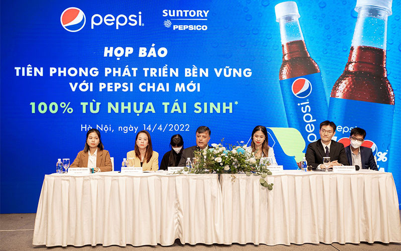 Đại diện Suntory PepsiCo Việt Nam trả lời đơn vị báo chí